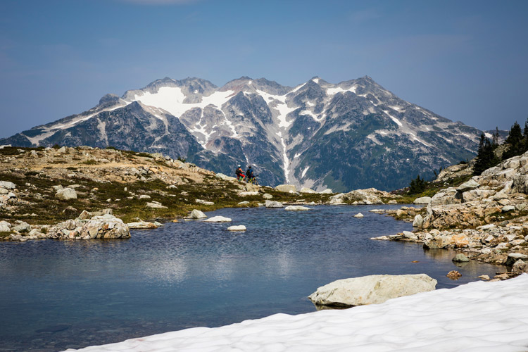 Biking in Whistler alpine